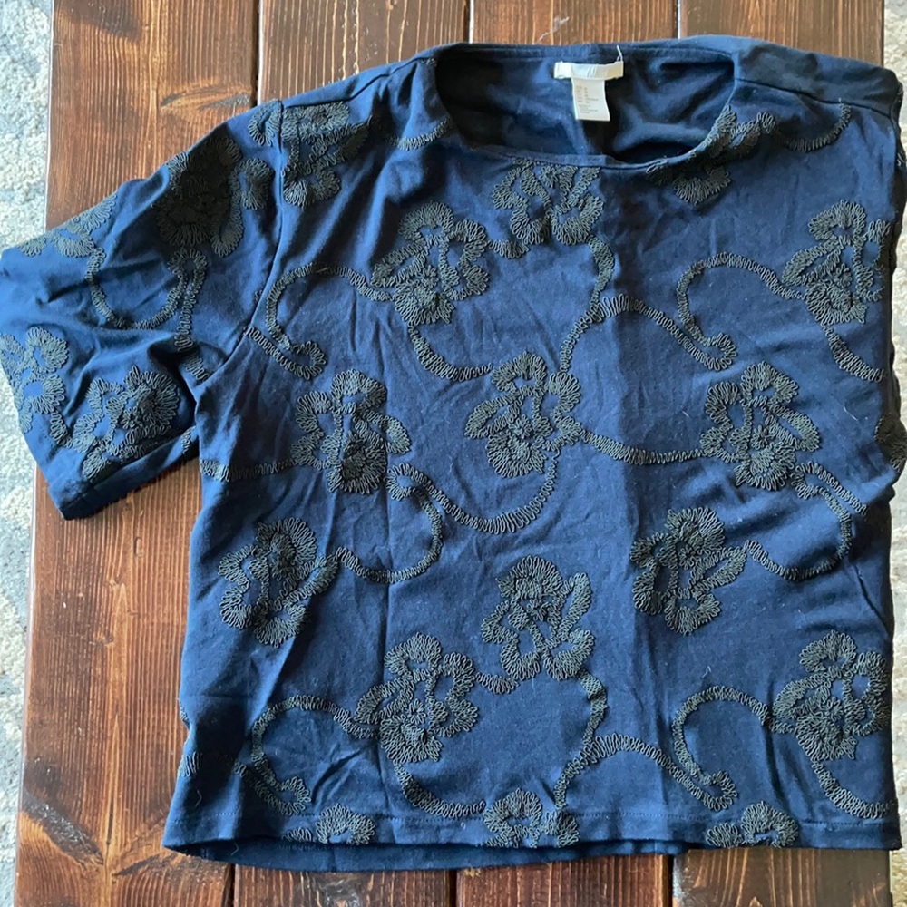 H & M top